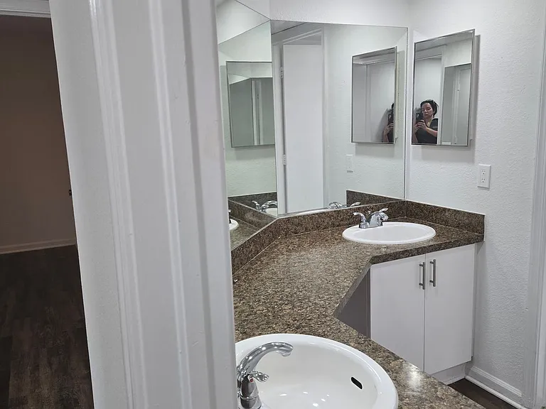 The Mirage Apartments — Photo 163