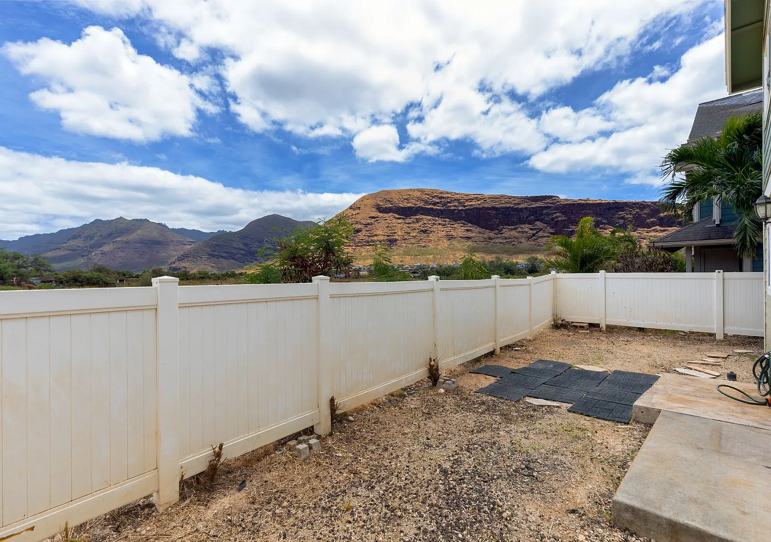 Island Living in Sea Country: 3-BR Townhome with Mountain Views — Photo 4