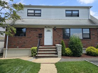 315 Delaware Ave #2, Staten Island, NY 10305