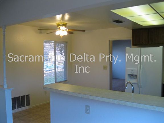 5th image of 3424 Zorina Way