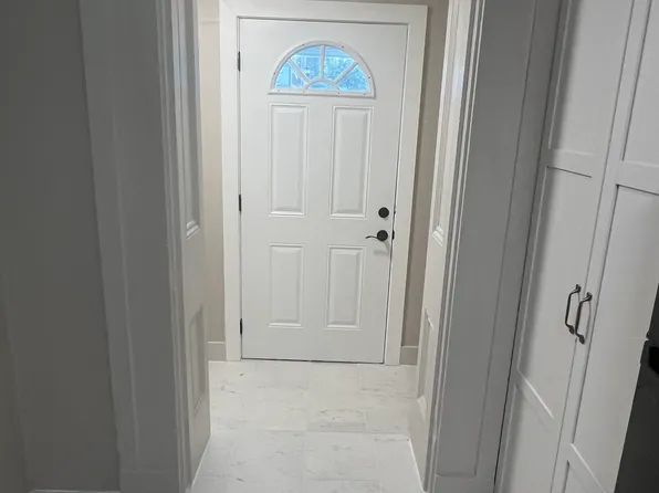 119 S Main St #1, Englewood, OH 45322