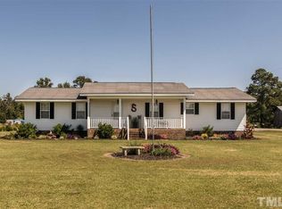 610 Holly Grove Rd, Benson, NC 27504