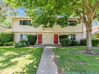 8223 La Riviera Dr, Sacramento, CA, 95826