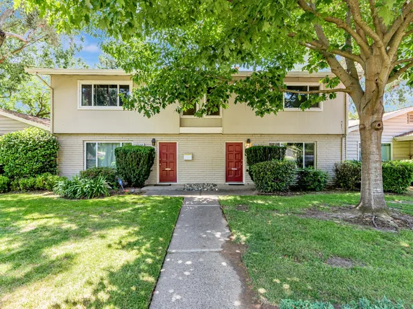 8223 La Riviera Dr, Sacramento, CA 95826