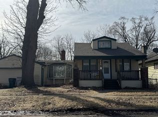145 W Bernhard Ave, Hazel Park, MI