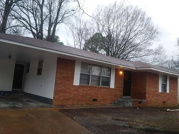 2nd image of 3175 Beauchamp Dr