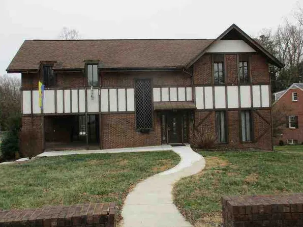 619 Amanda Furnace Dr, Ashland, KY 41101