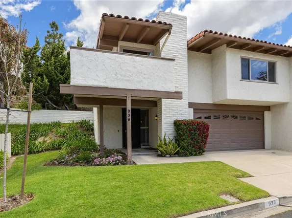 936 Woodlawn Dr, Thousand Oaks, CA 91360