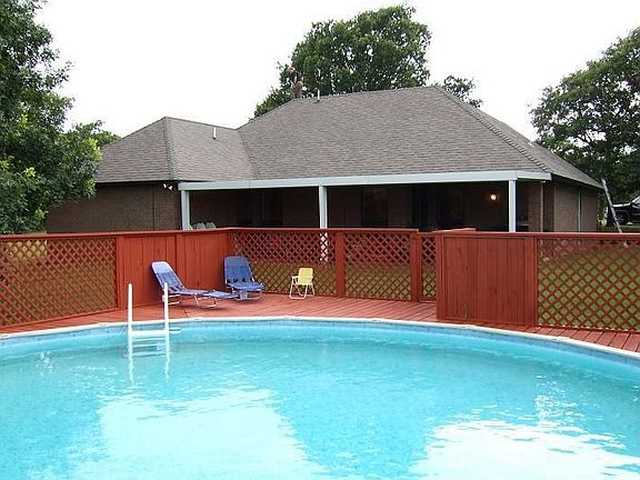 Pool and Back Porch