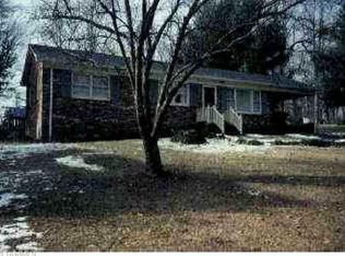 166 Western Carolina Ave, Mount Airy, NC 27030