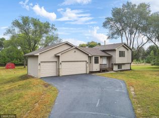 1511 282nd Ln NW, Isanti, MN 55040