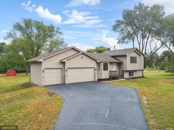 1511 282nd Ln NW, Isanti, MN 55040