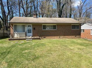 1415 Futrelle Dr, High Point, NC 27262