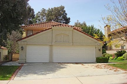 1st image of 13576 Meadowcrest Dr