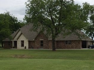 7006 Fairview Rd, Davis, OK 73030