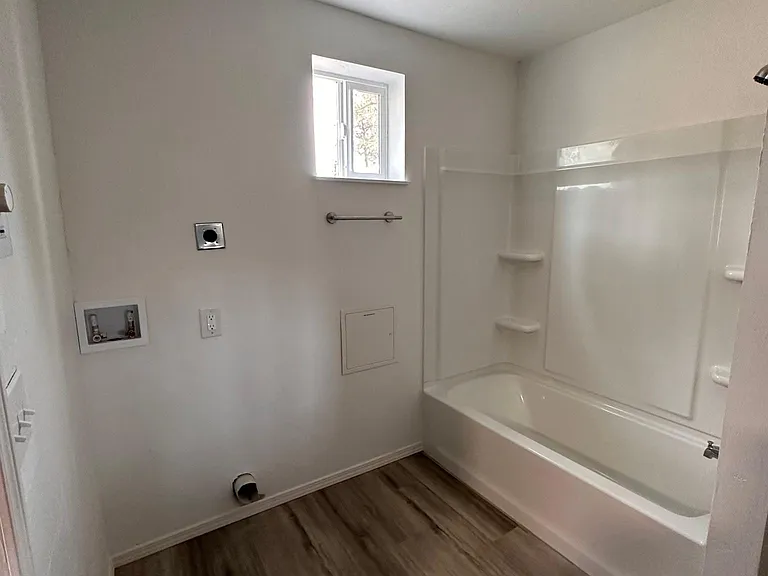 7276 Highway 291 — Photo 17