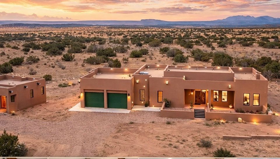 1st image of 81 Cerro Alto Rd