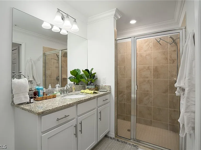 43030 Greenway Blvd #417 — Photo 5