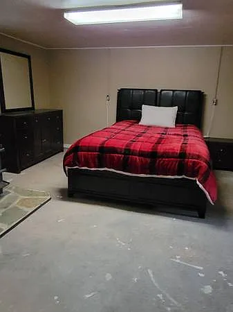 208 Horrocks Dr — Photo 11