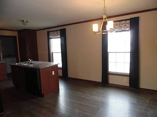 2nd image of 28448 Oakwood Ave