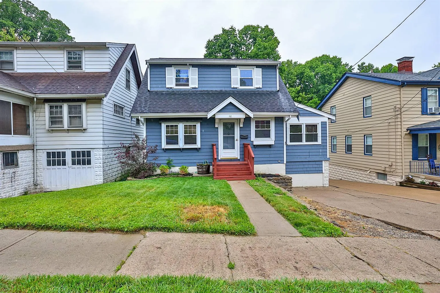 16 W Crescent Ave photo 1