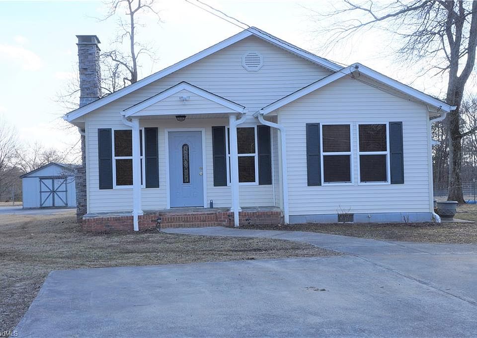 1st image of 859 Cedar Creek Rd