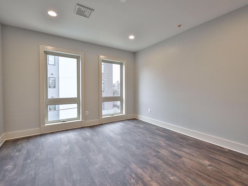 1st image of 1320 N Franklin St #3 L