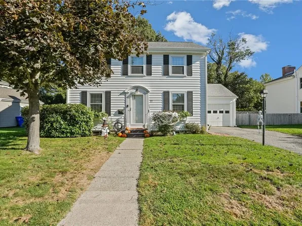 77 Don Ave, Rumford, RI 02916