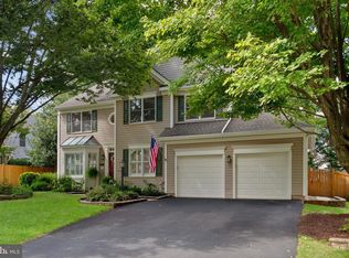 13212 Windy Leaf Ct, Woodbridge, VA