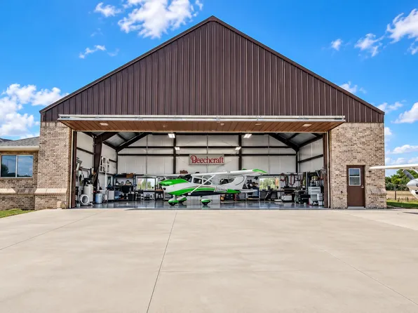 117 Citation Dr, Cresson, TX 76035