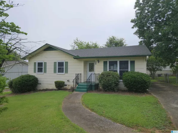 532 Lamplighter Ln, Birmingham, AL 35214