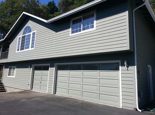 980 NW Starlite Pl, Grants Pass, OR