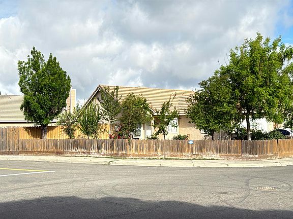 3rd image of 1893 5th St