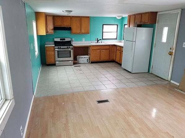 2nd image of 2900 Grand Ave Lot 134
