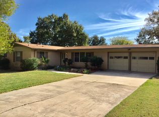 422 Redcliff Dr, San Antonio, TX 78216
