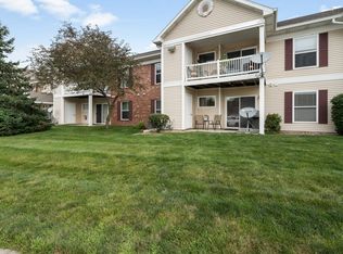 2185 NW 159th St UNIT 68, Clive, IA 50325