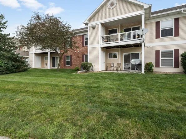 2185 NW 159th St Unit 68, Clive, IA 50325