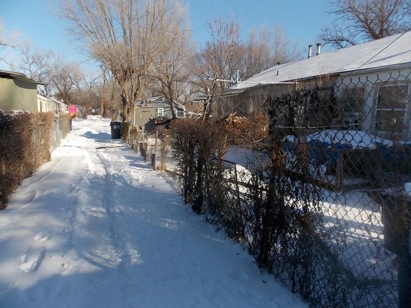 wichita-kansas-443846070 picture