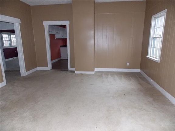 4th image of 200 Payne St