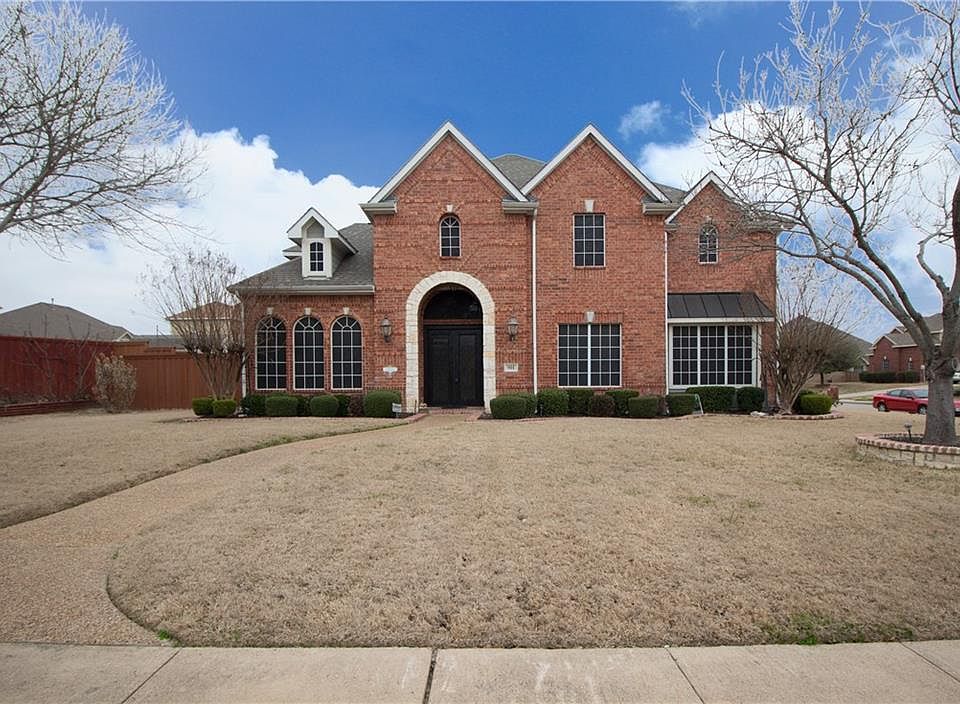 1st image of 901 Marisa Ct