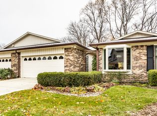 8461 Quail Hollow Rd, Indianapolis, IN 46260