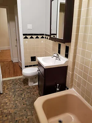 Rented by Max & Associates Realty Corp | media 19