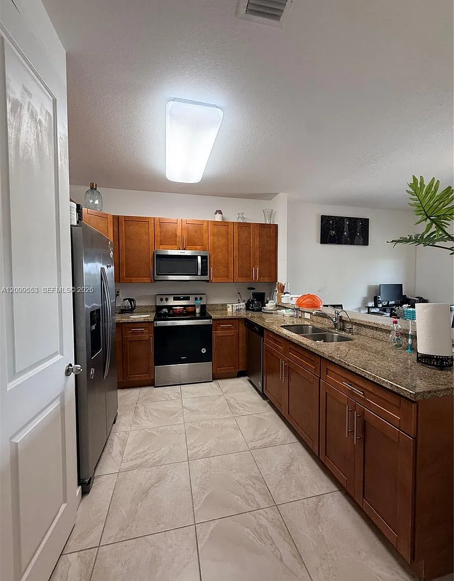 Baywood Homes — Photo 3