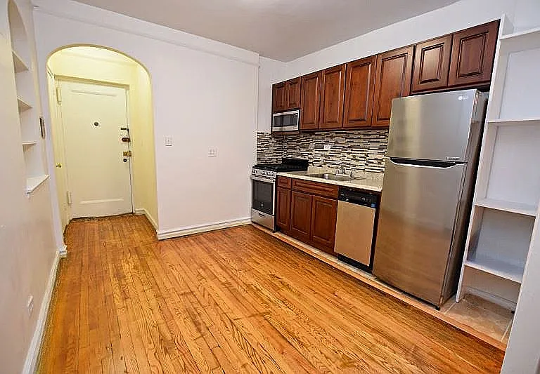 41-30 46th St #3K — Photo 9