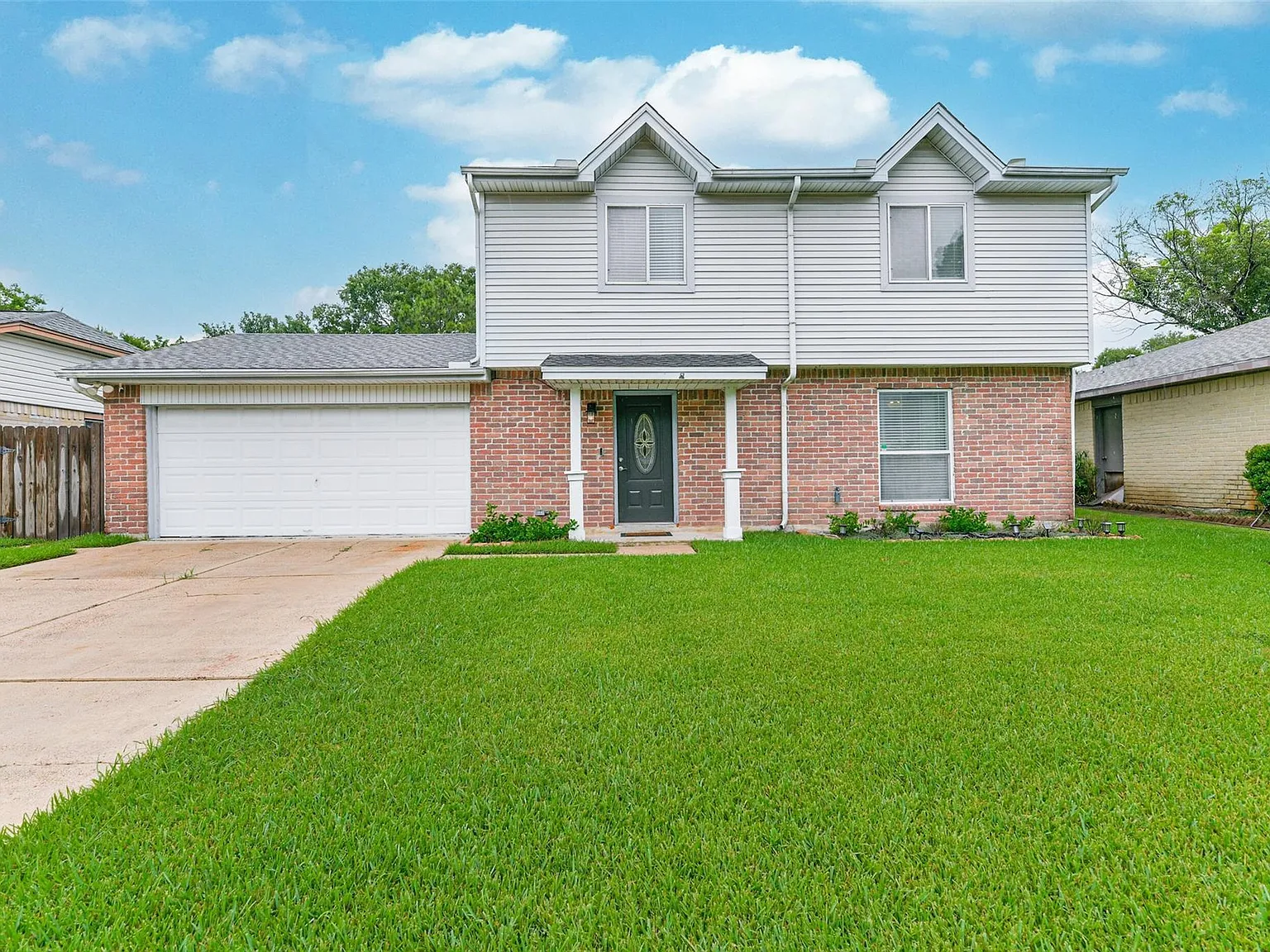 3 bed, 2.5 bath, 1500 sqft, $2,195 — Photo 1
