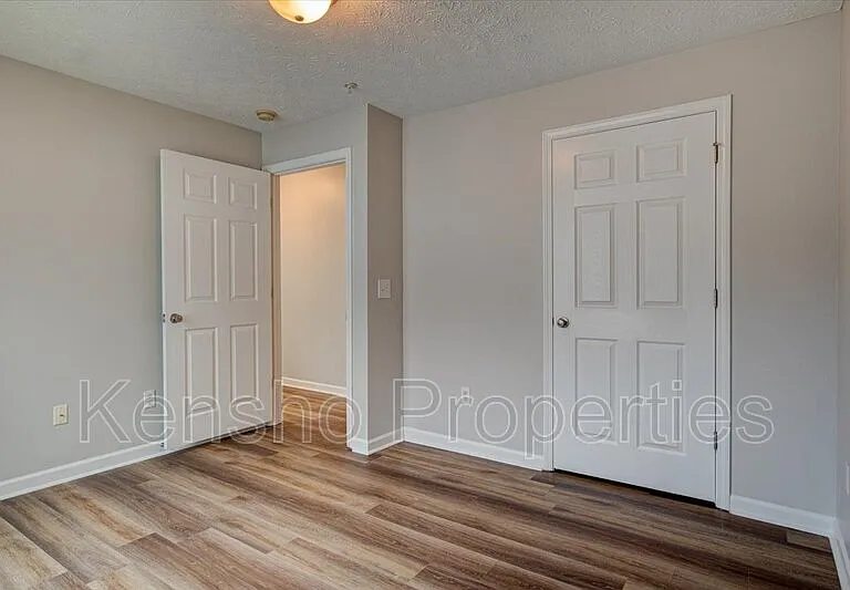 5302 Fairington Club Dr — Photo 12