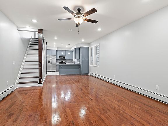 2nd image of 46 Stuyvesant Ave