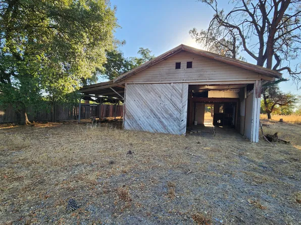 16880 Laverne Ln, Anderson, CA 96007