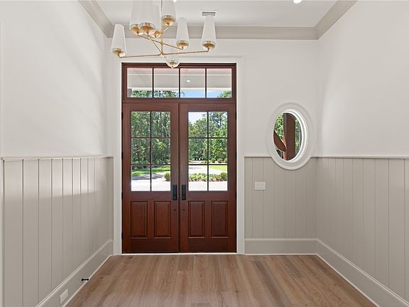 5th image of 1333 Pikes Bluff Rd