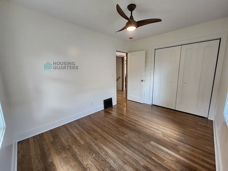107 W Waverly Pl — Photo 8
